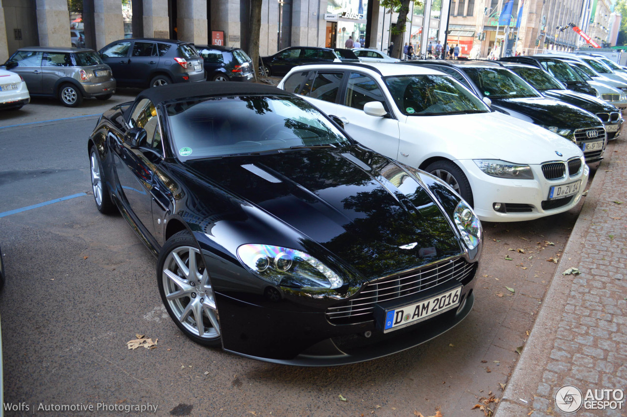 Aston Martin V8 Vantage Roadster 2012