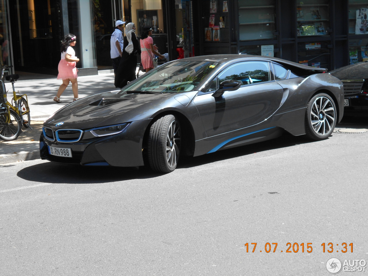 BMW i8