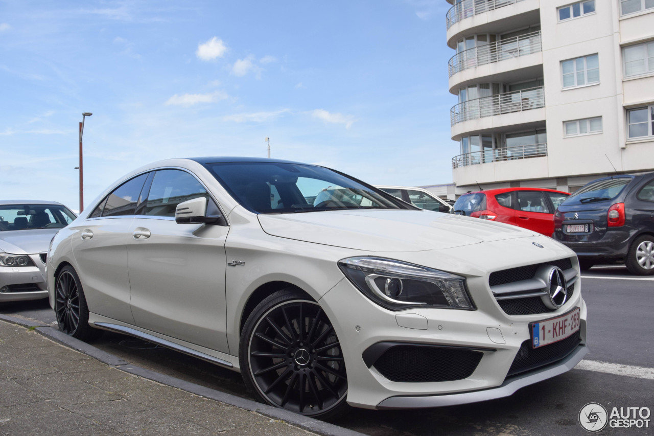 Mercedes-Benz CLA 45 AMG C117