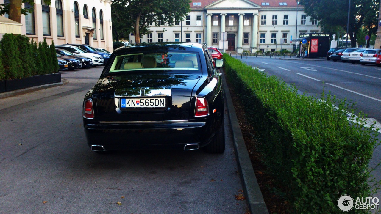 Rolls-Royce Phantom EWB Series II