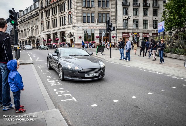 Aston Martin DB9