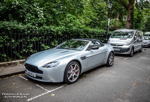 Aston Martin V8 Vantage Roadster