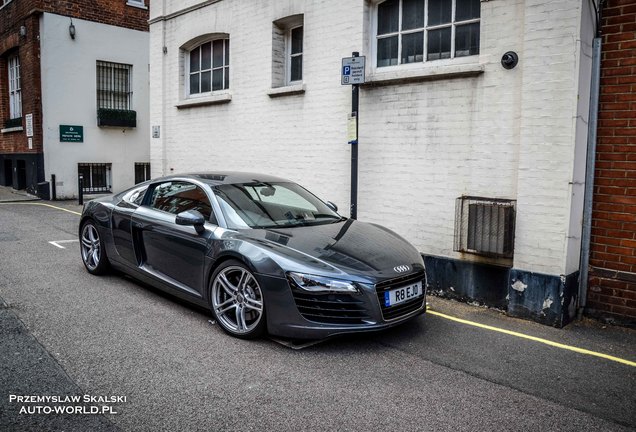 Audi R8