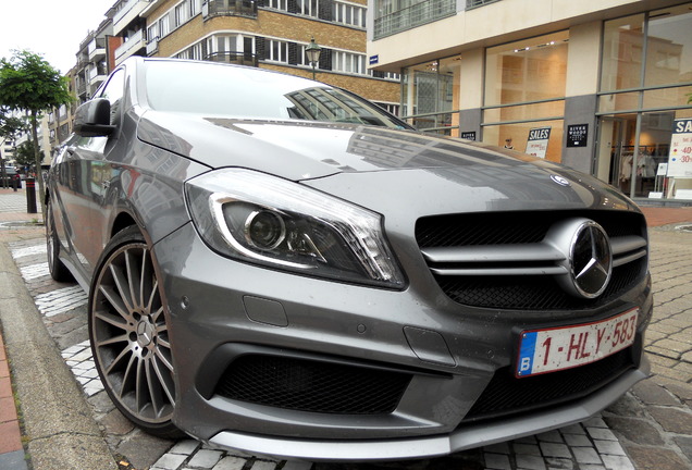 Mercedes-Benz A 45 AMG