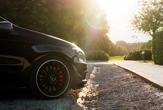 Mercedes-Benz A 45 AMG