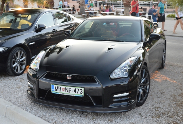 Nissan GT-R 2012