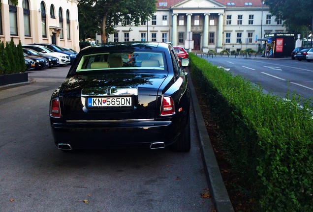 Rolls-Royce Phantom EWB Series II