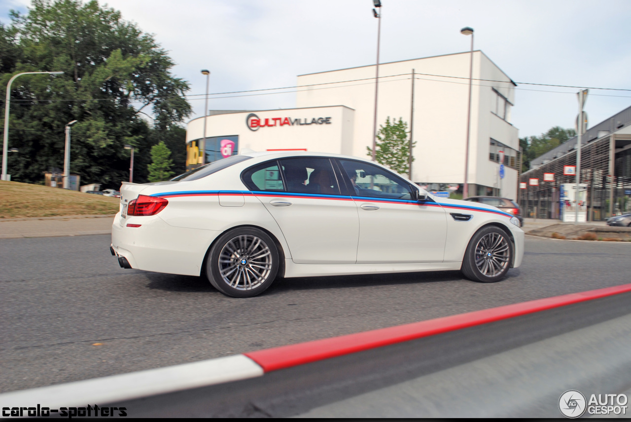 BMW M5 F10 2011