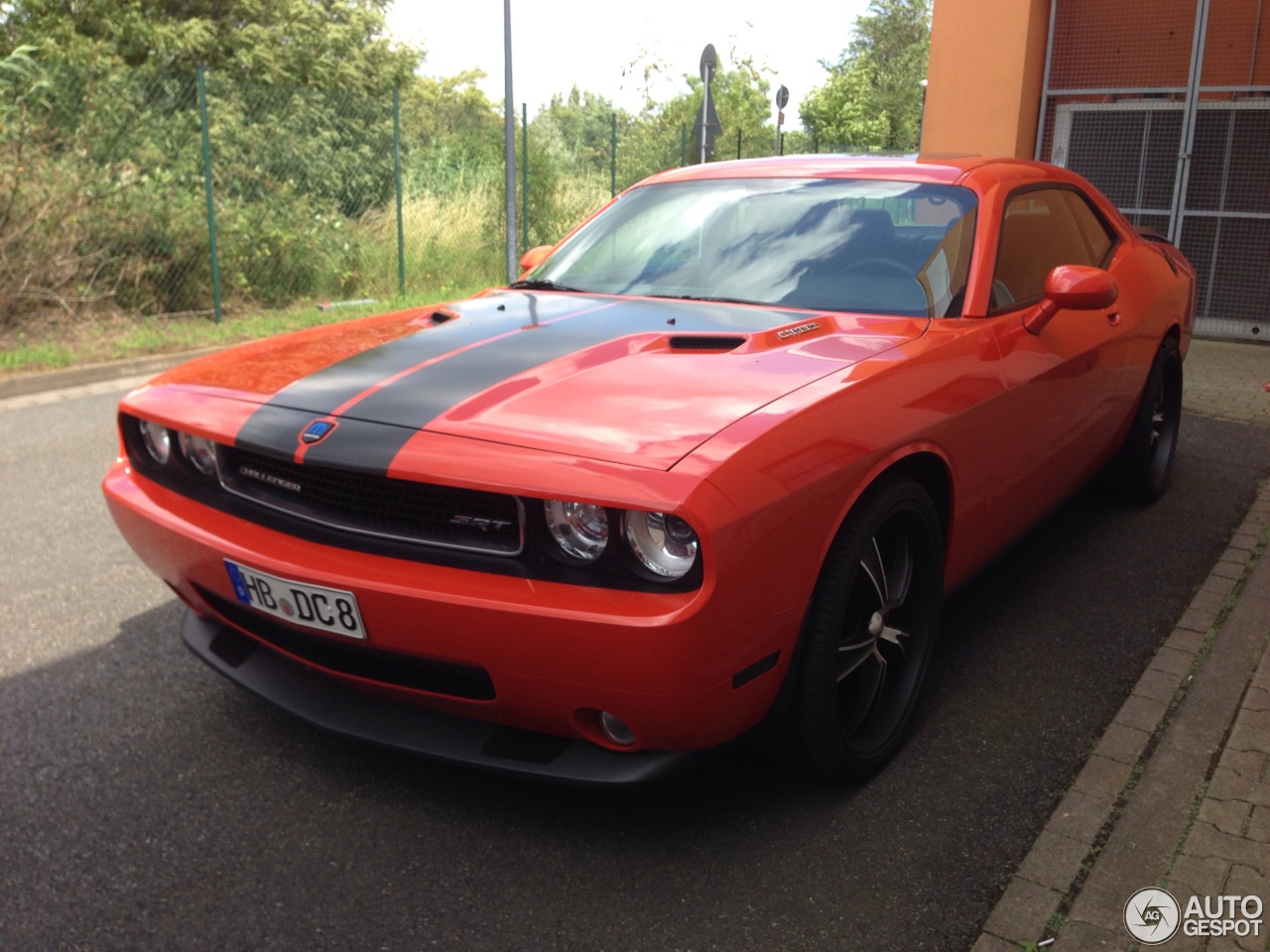 Dodge Challenger SRT-8