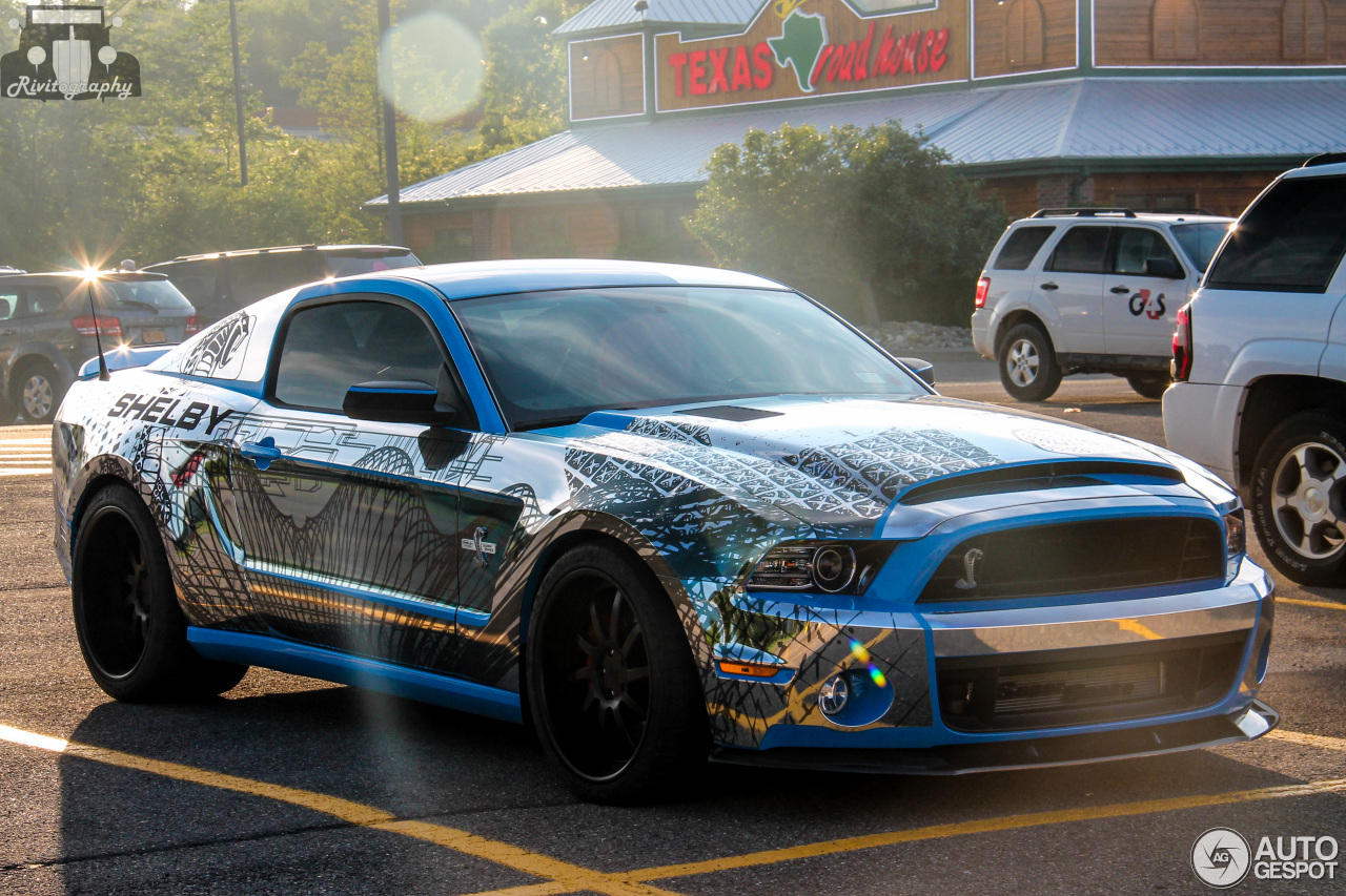 Ford Mustang Shelby GT500 Super Snake 2013