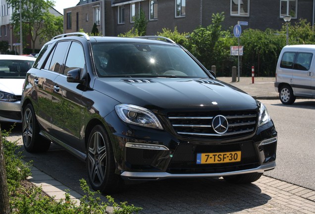 Mercedes-Benz ML 63 AMG W166