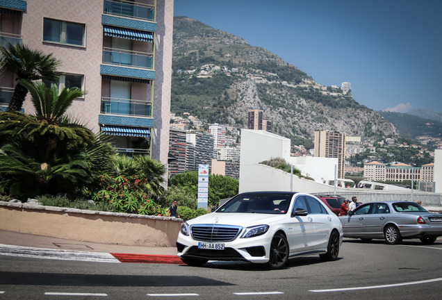 Mercedes-Benz S 63 AMG V222