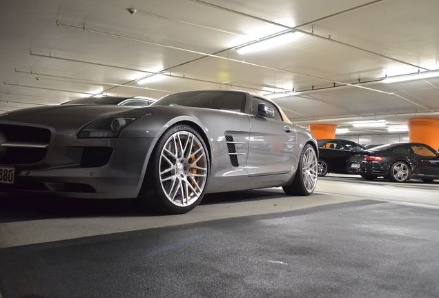 Mercedes-Benz SLS AMG Roadster