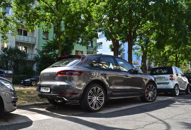 Porsche 95B Macan Turbo