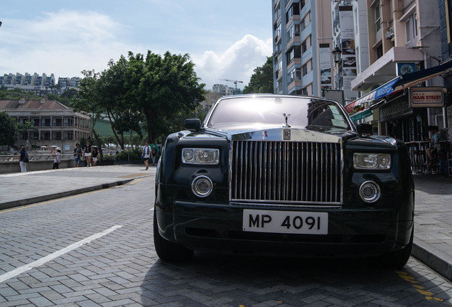 Rolls-Royce Phantom EWB