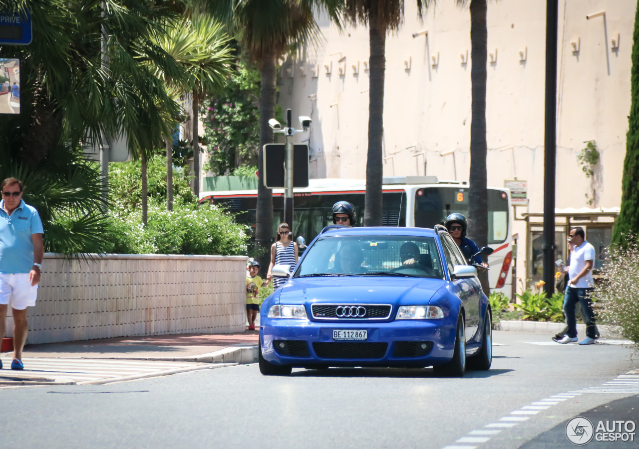 Audi RS4 Avant B5