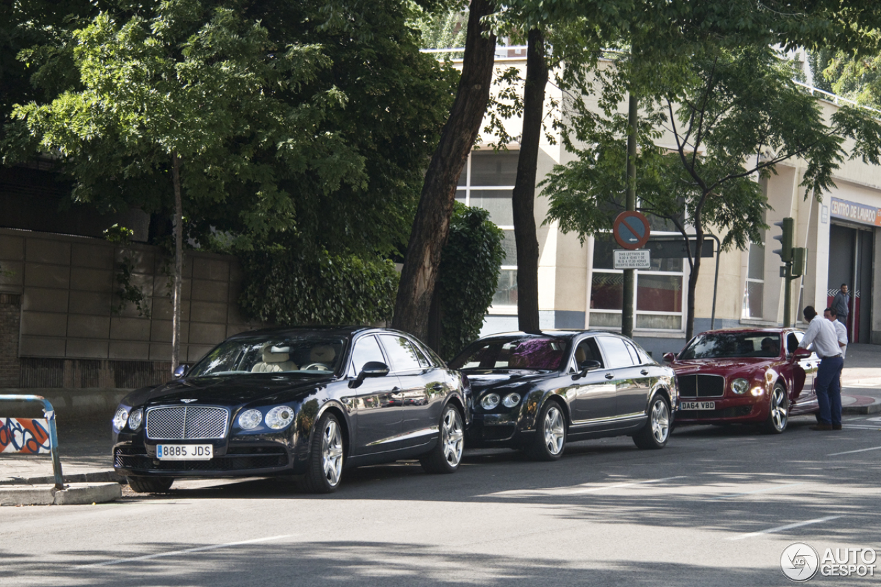 Bentley Flying Spur V8