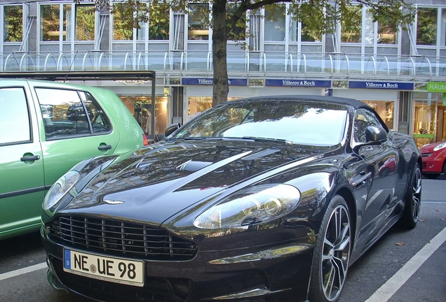 Aston Martin DBS Volante