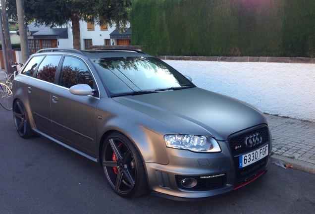 Audi RS4 Avant B7