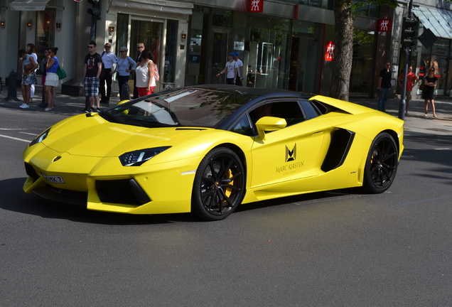 Lamborghini Aventador LP700-4 Roadster