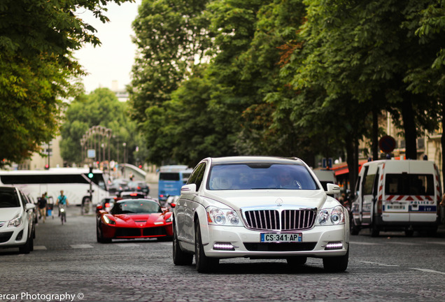 Maybach 62 S Landaulet 2011