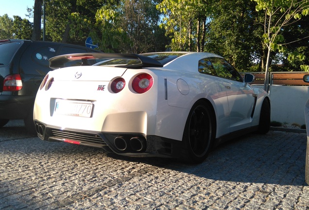 Nissan GT-R 2013