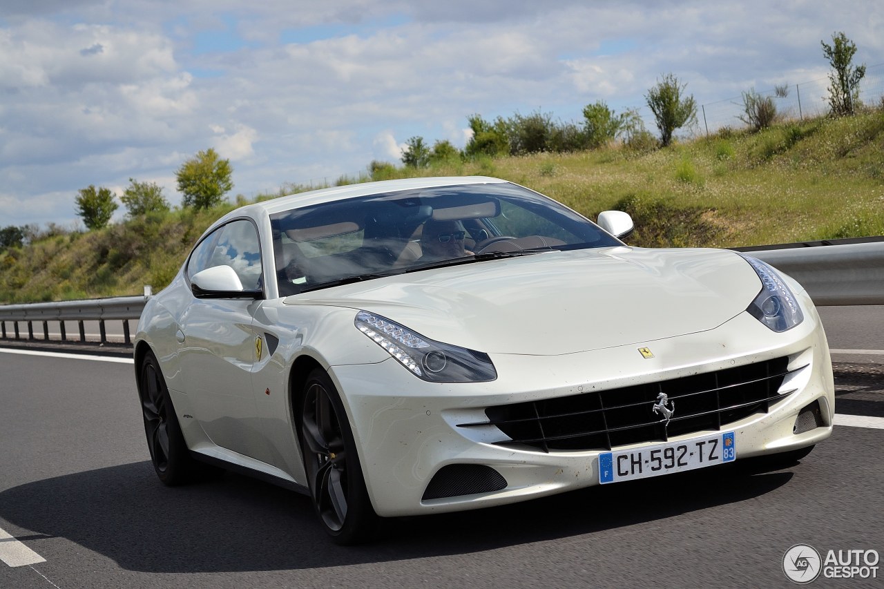 Ferrari FF