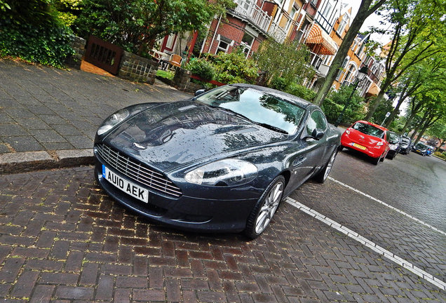 Aston Martin DB9