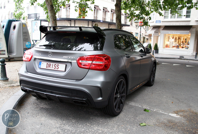 Mercedes-Benz GLA 45 AMG X156