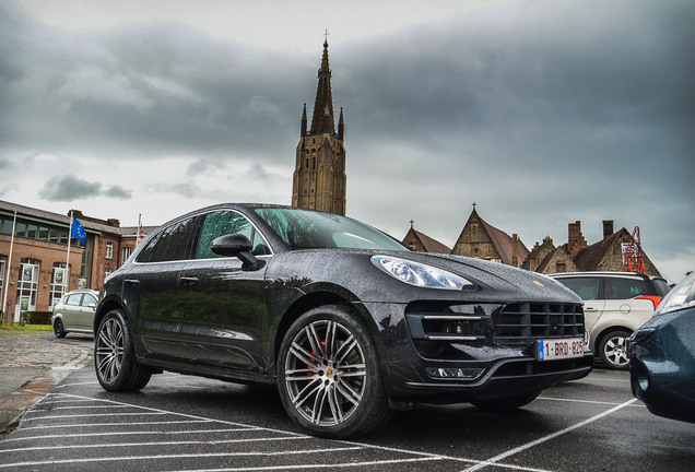 Porsche 95B Macan Turbo