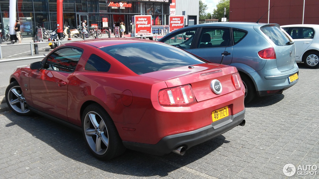 Ford Mustang GT 2010