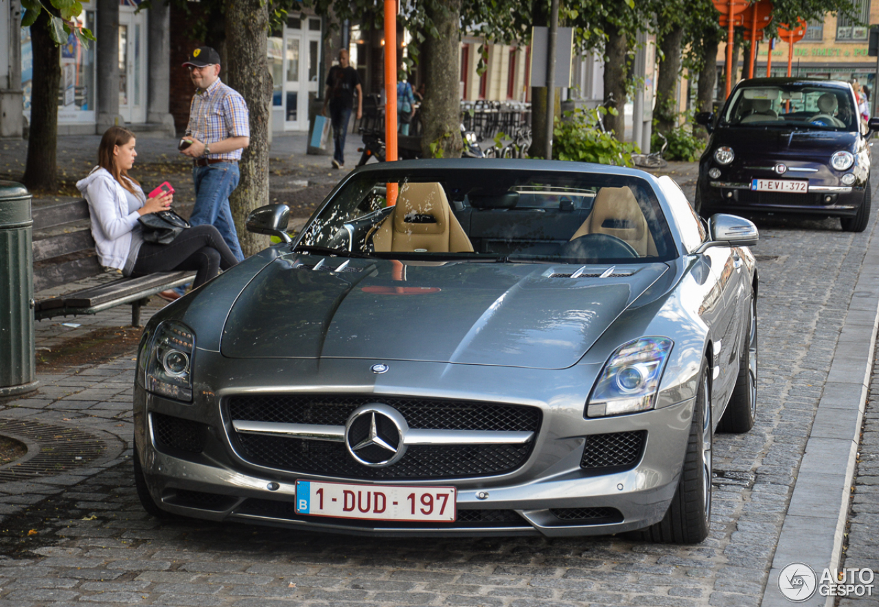 Mercedes-Benz SLS AMG Roadster