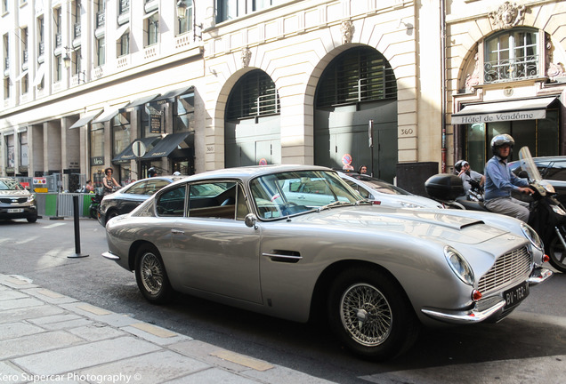 Aston Martin DB6 MKI