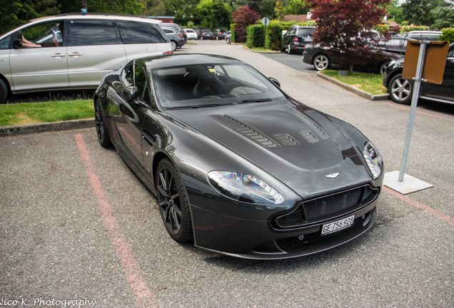 Aston Martin V12 Vantage S