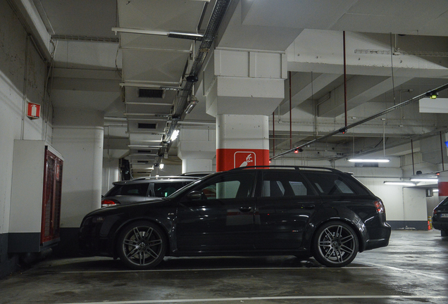 Audi RS4 Avant B7