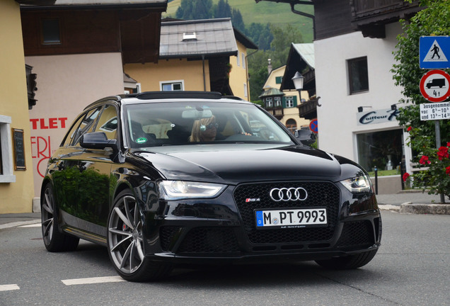 Audi RS4 Avant B8