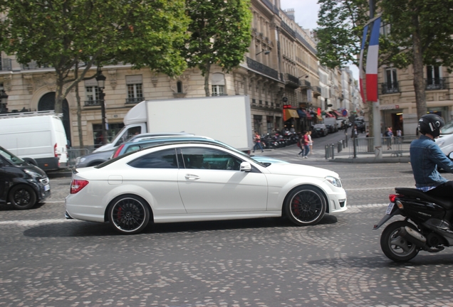 Mercedes-Benz C 63 AMG Coupé