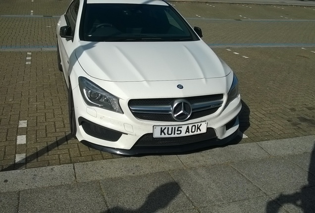 Mercedes-Benz CLA 45 AMG C117