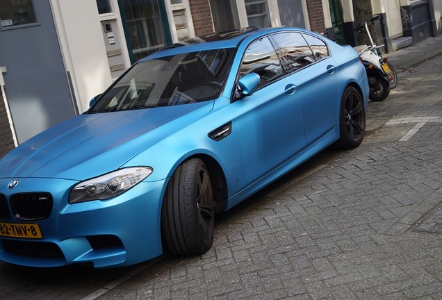 BMW M5 F10 2011