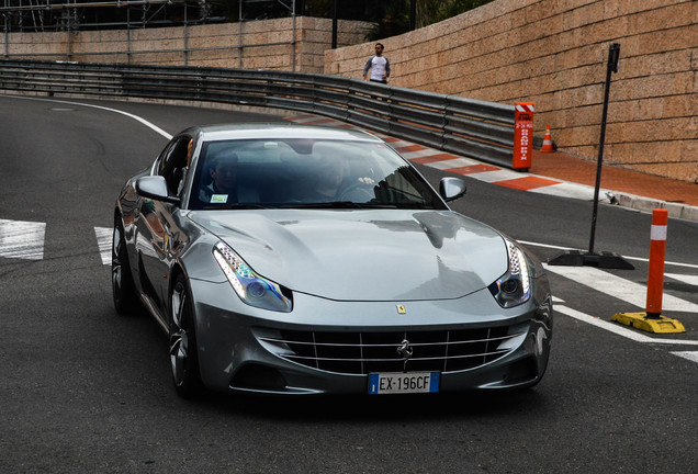 Ferrari FF