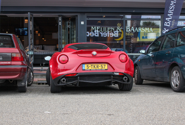 Alfa Romeo 4C Coupé