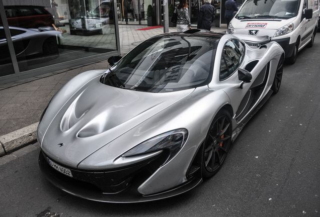 McLaren P1