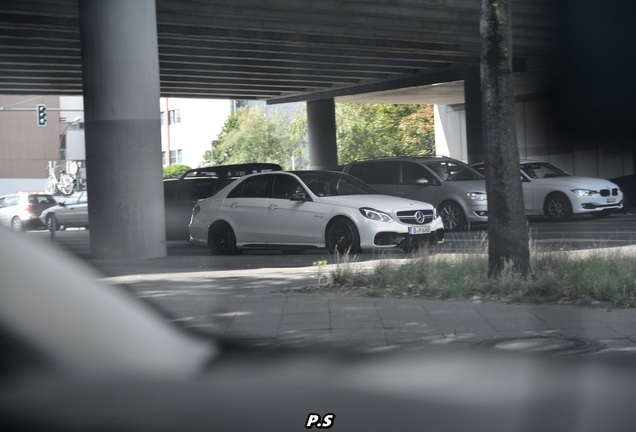 Mercedes-Benz E 63 AMG S W212