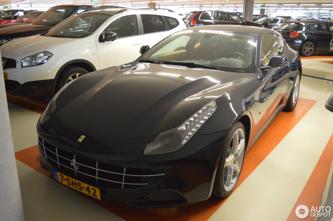 Ferrari FF