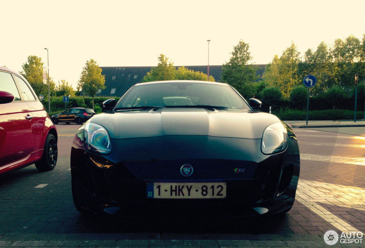 Jaguar F-TYPE S Coupé