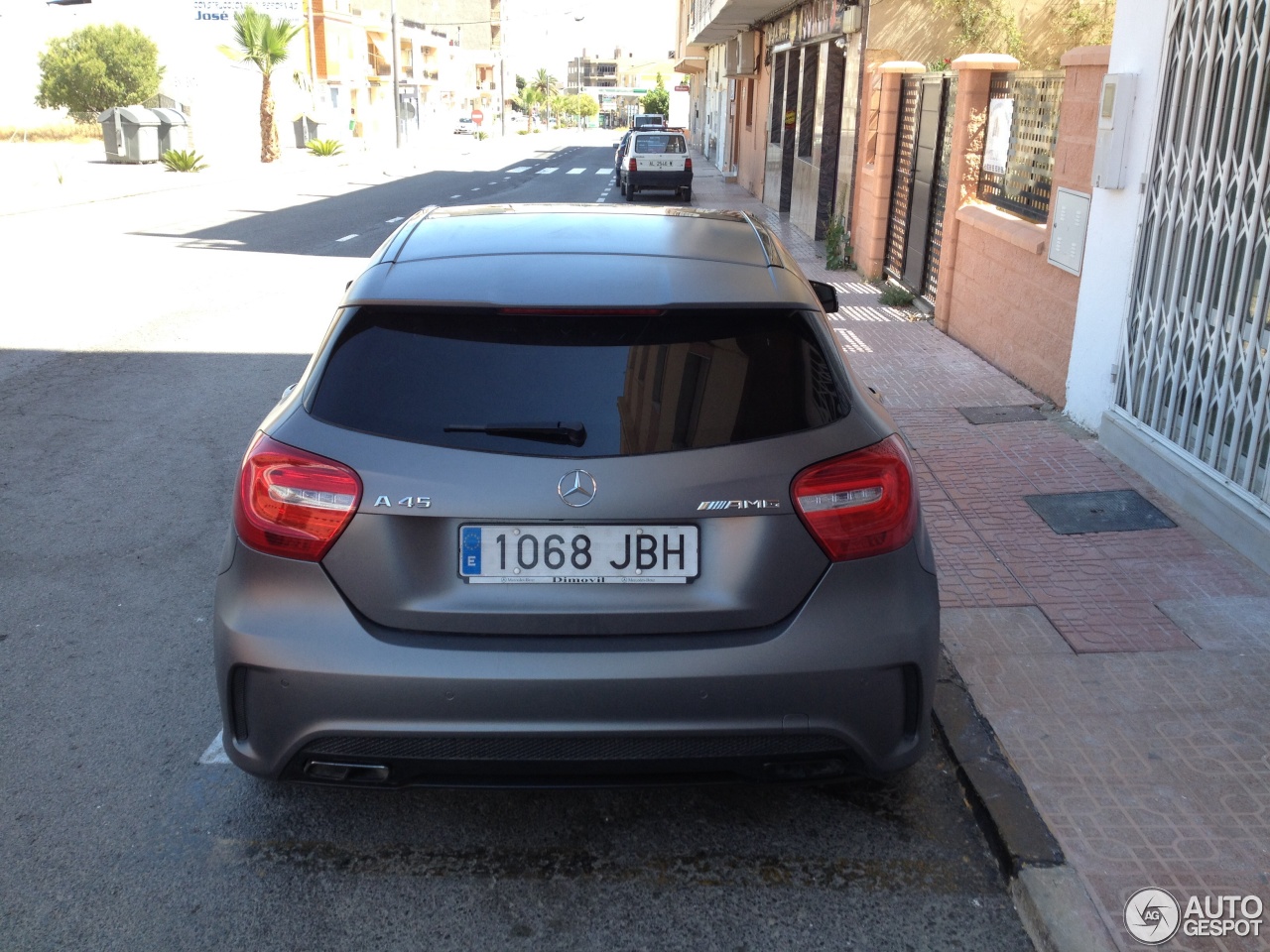 Mercedes-Benz A 45 AMG