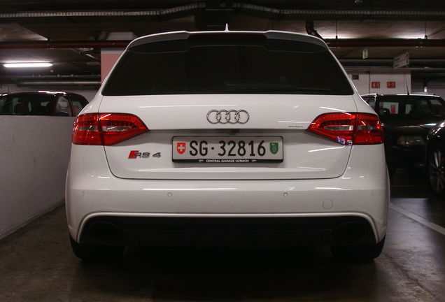 Audi RS4 Avant B8