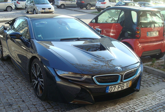 BMW i8