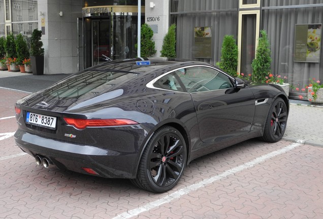 Jaguar F-TYPE S AWD Coupé