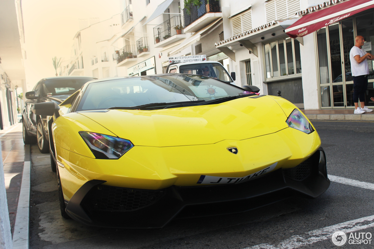 Lamborghini Aventador LP720-4 Roadster 50° Anniversario